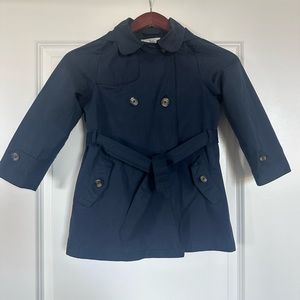 Water resistant trench coat with a hood for girls